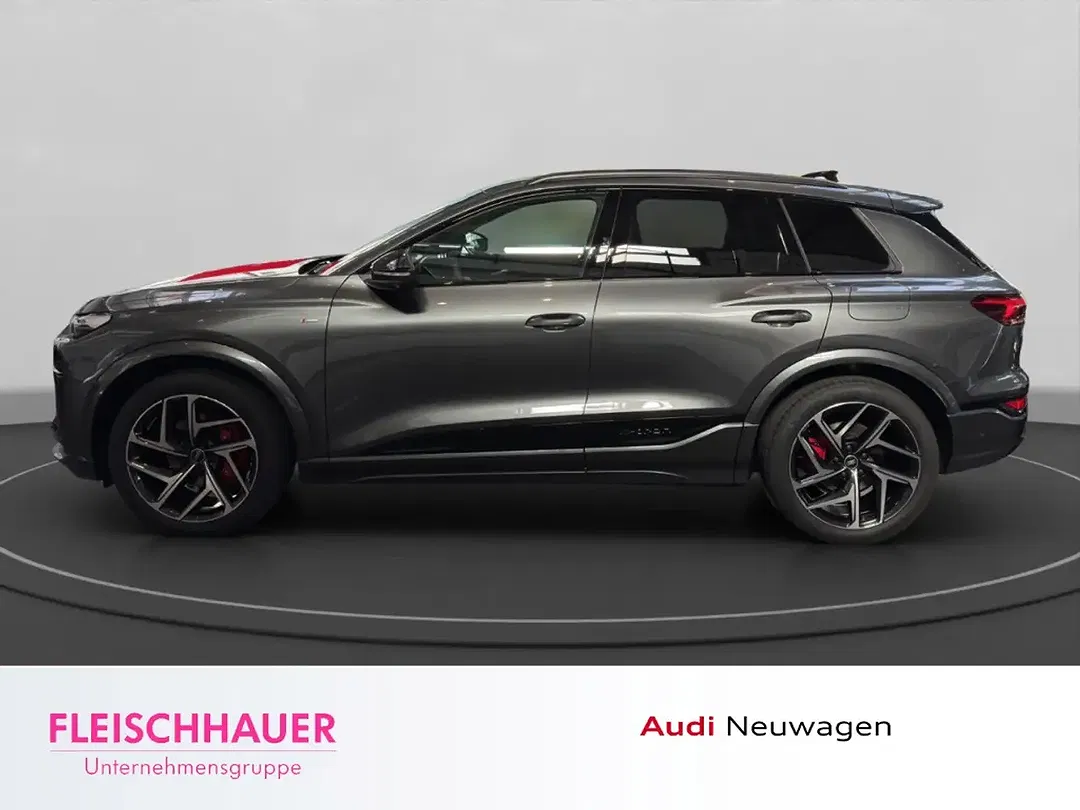 Audi Q6 e-tron - Thumbnail 3
