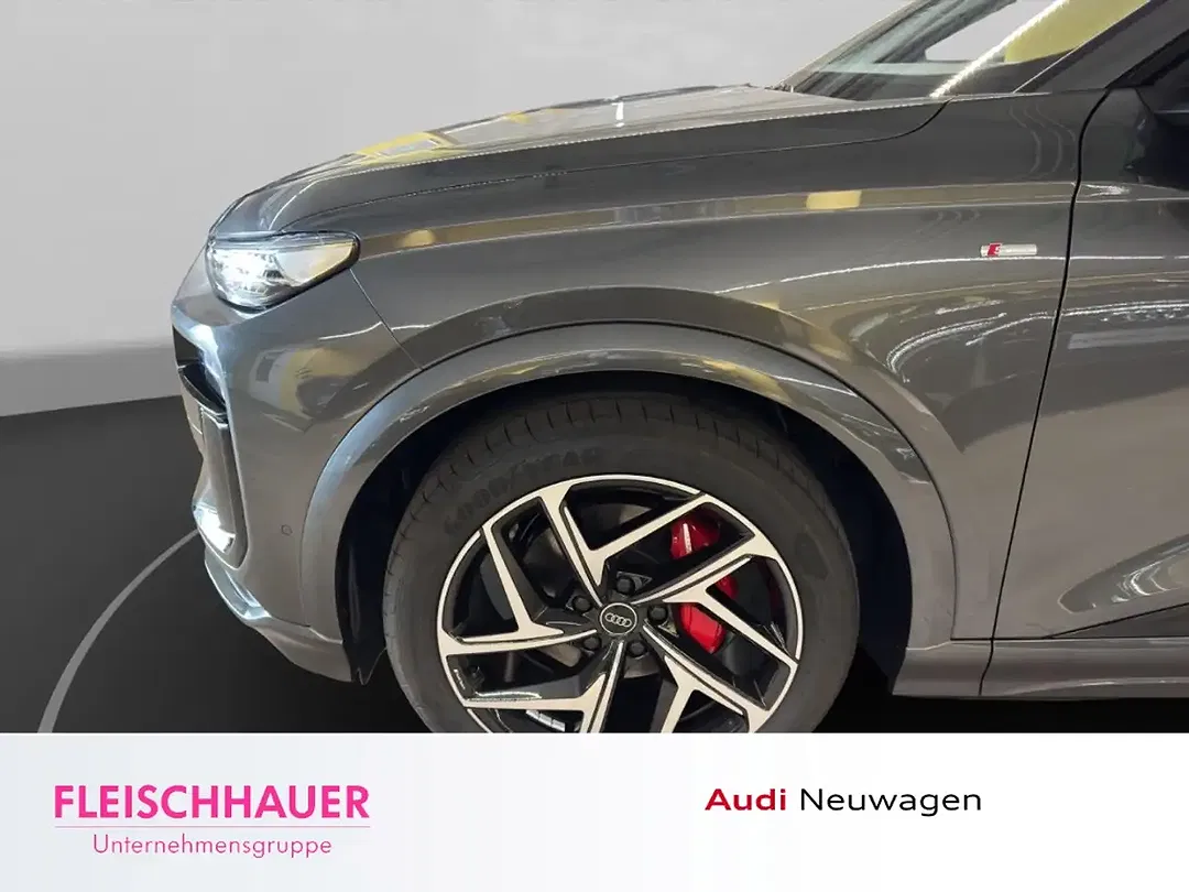 Audi Q6 e-tron - Thumbnail 6