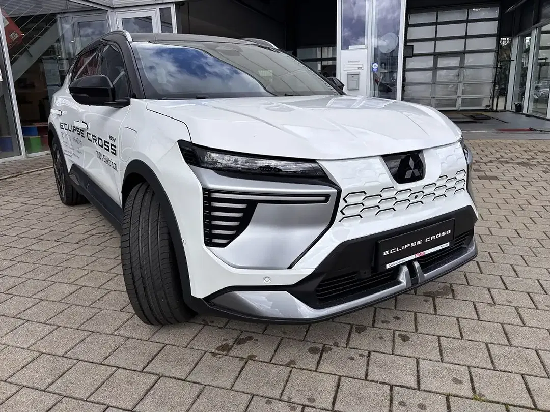 Mitsubishi Eclipse Cross - Thumbnail 2