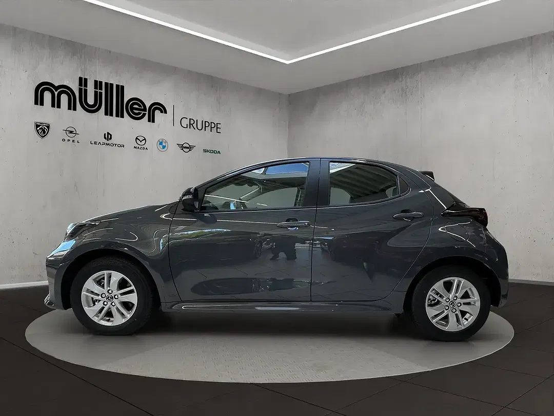 Mazda 2 - Thumbnail 4