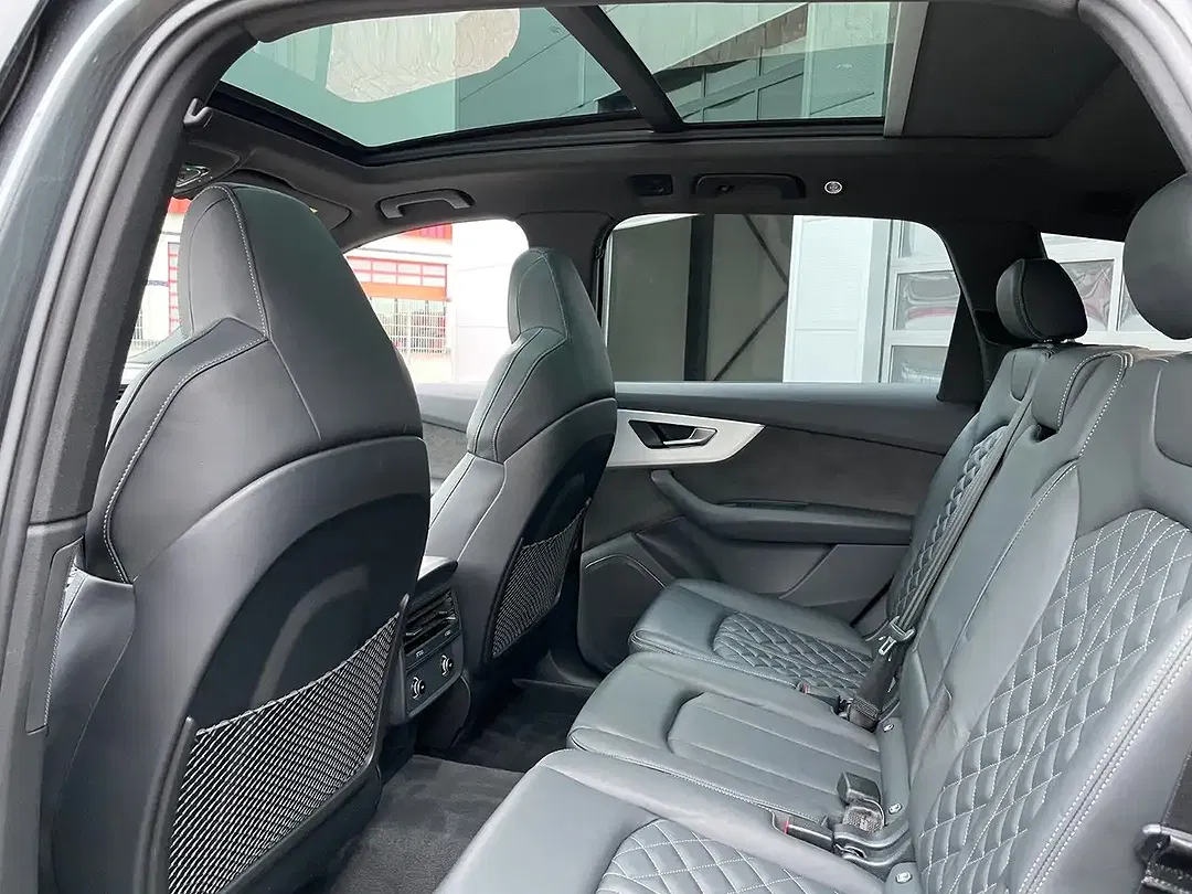 Audi SQ7 - Thumbnail 14