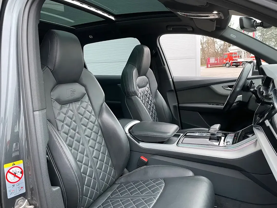 Audi SQ7 - Thumbnail 6