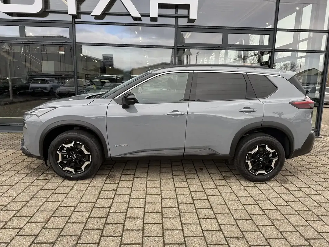 Nissan X-Trail - Thumbnail 2