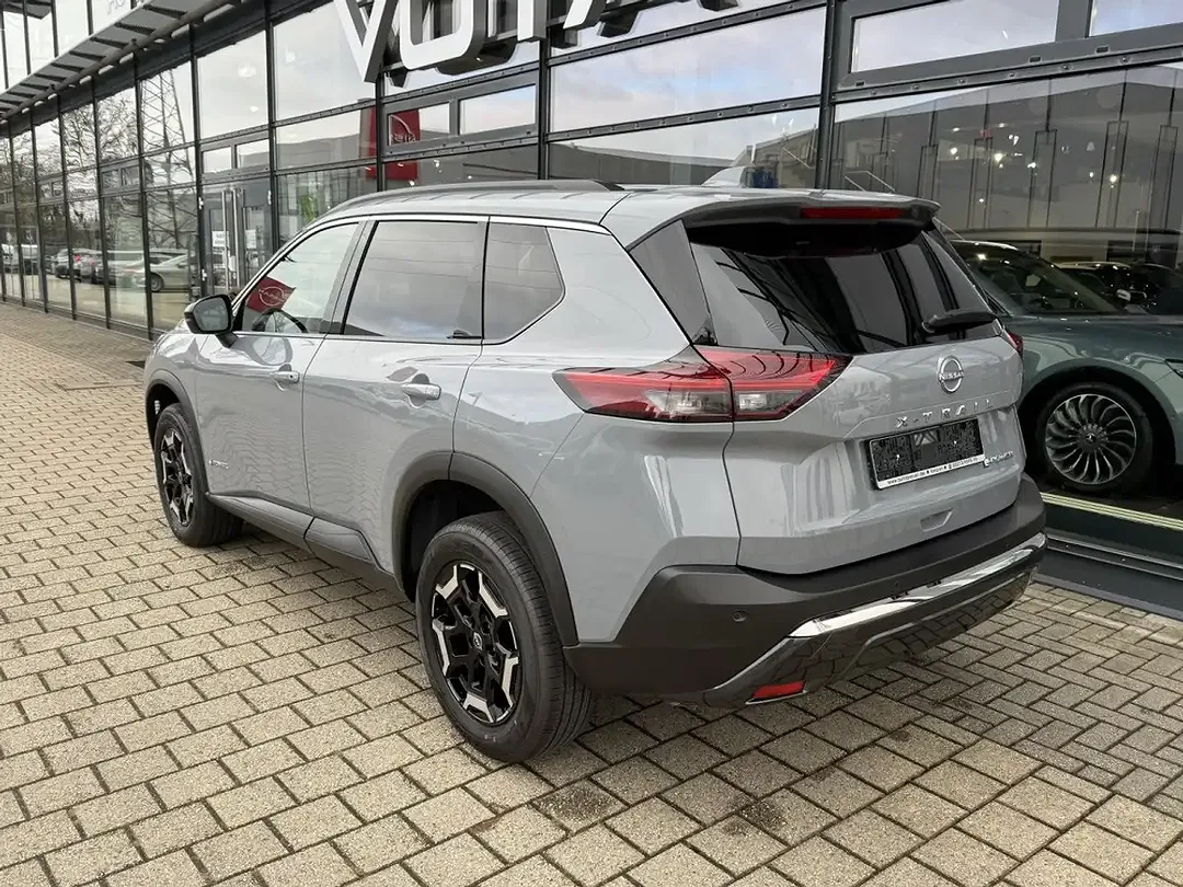 Nissan X-Trail - Thumbnail 3