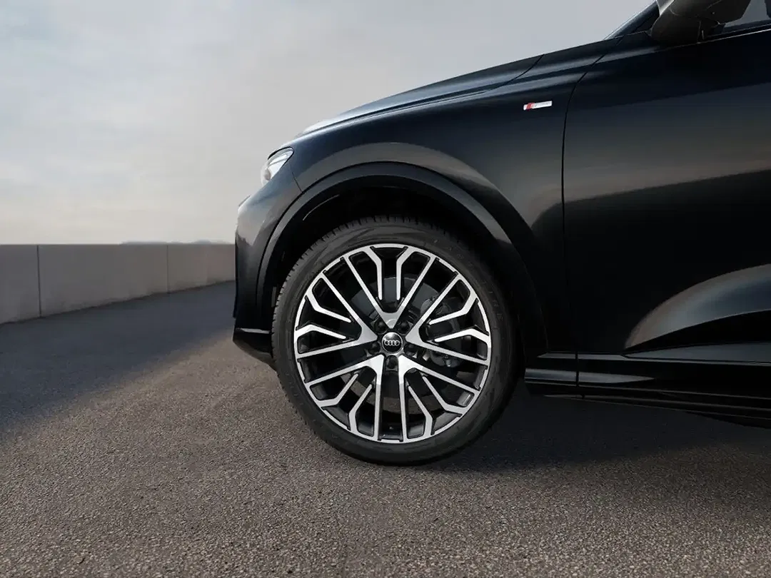 Audi Q5 - Thumbnail 6