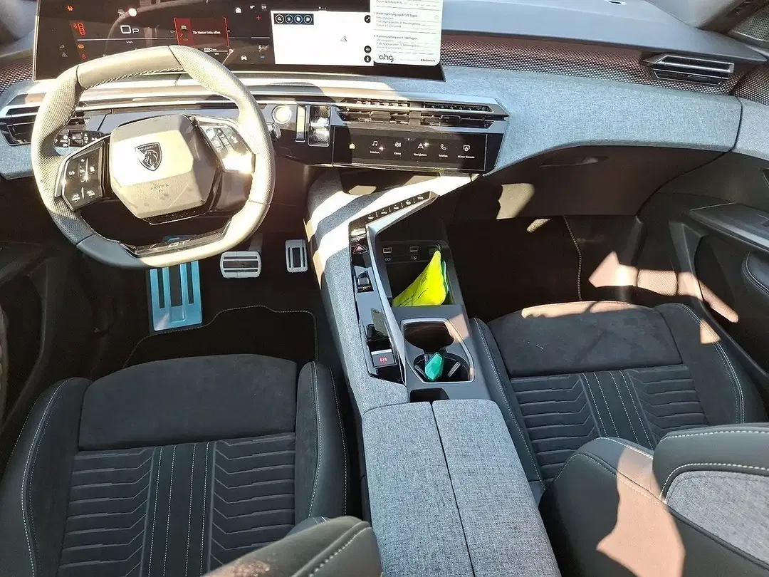 Peugeot 3008 - Thumbnail 8