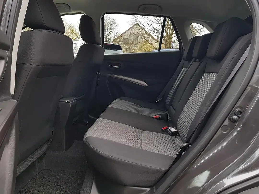 Suzuki S-Cross - Thumbnail 11