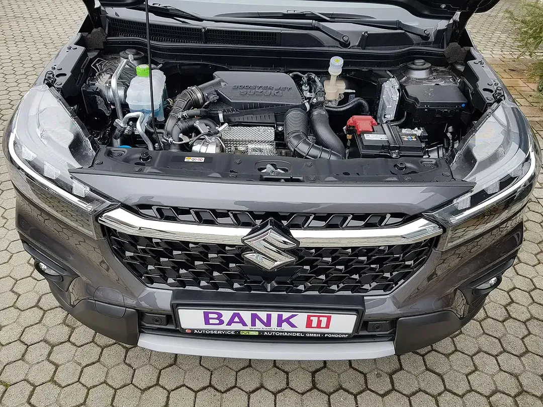 Suzuki S-Cross - Thumbnail 12