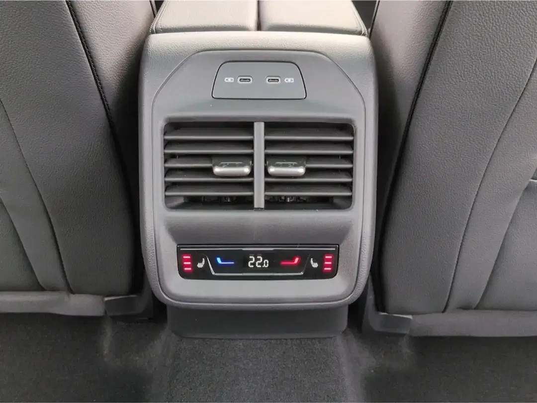 Skoda Superb - Thumbnail 10