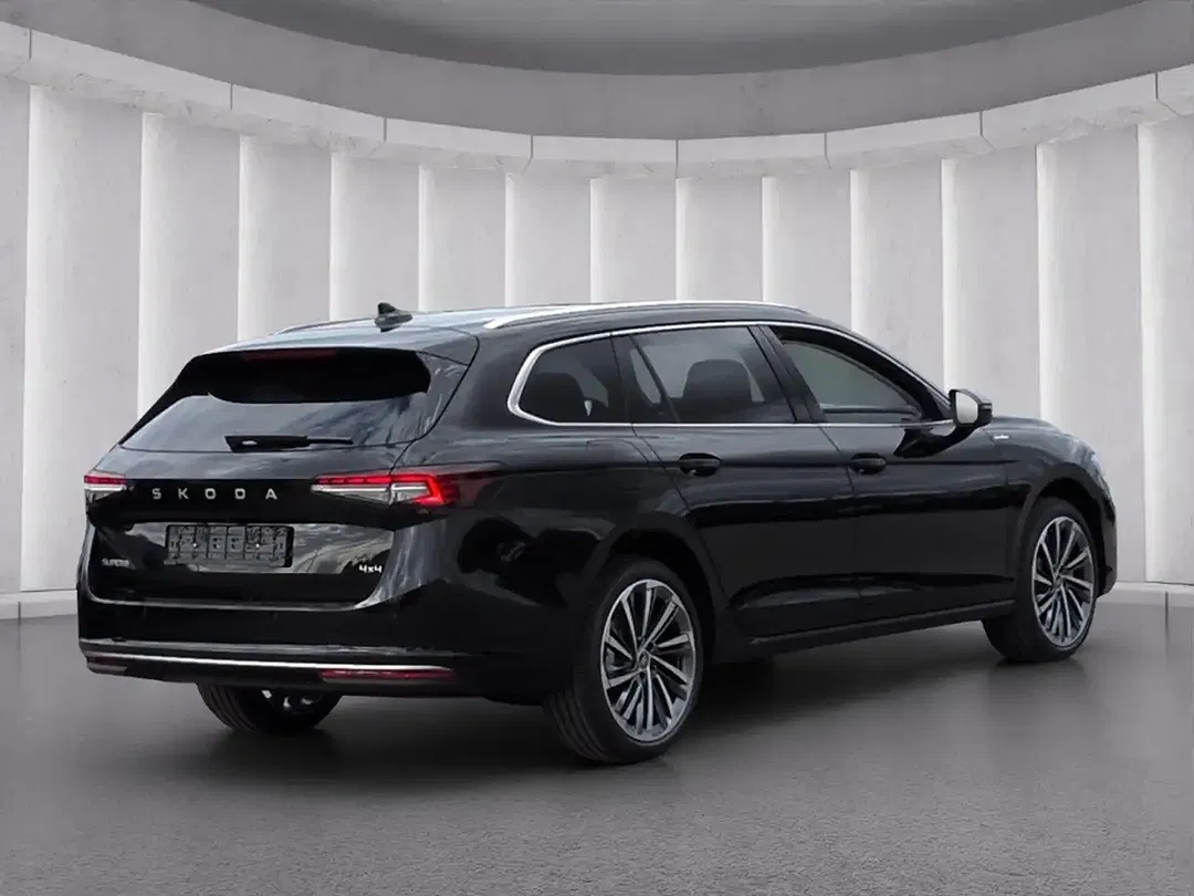 Skoda Superb - Thumbnail 3