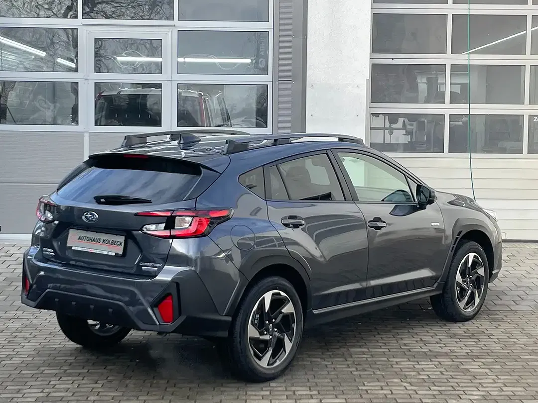 Subaru Crosstrek - Thumbnail 5