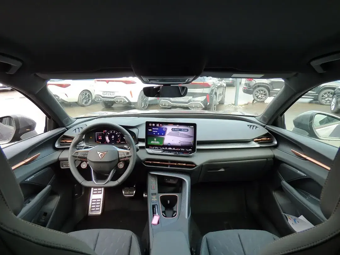 CUPRA Terramar - Thumbnail 2