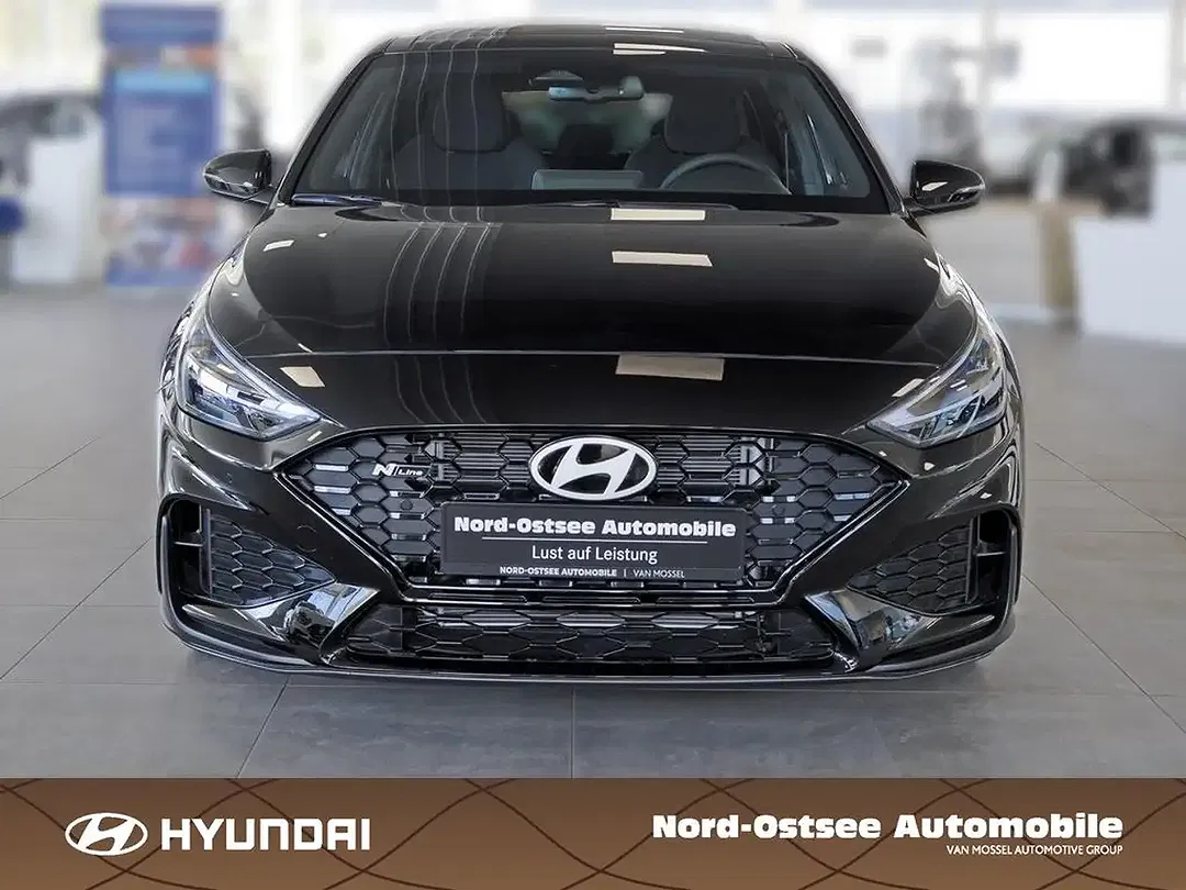 Hyundai i30 - Thumbnail 2