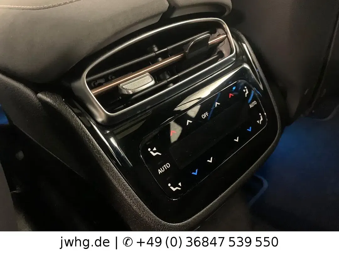 Mercedes-Benz EQS - Thumbnail 14