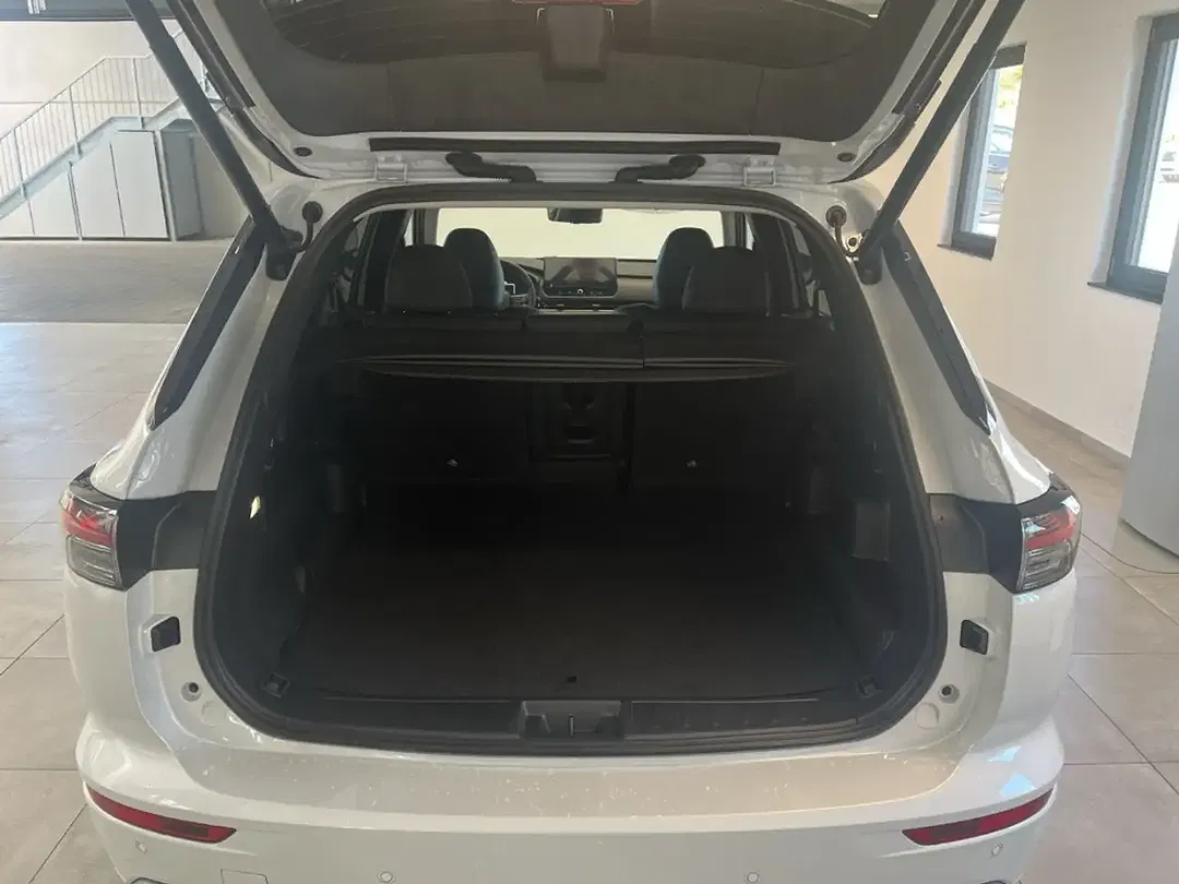 Mitsubishi Outlander - Thumbnail 6
