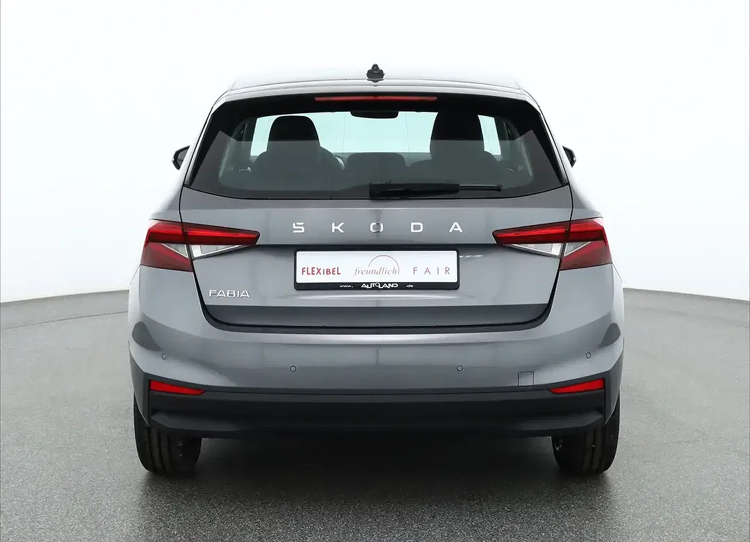 Skoda Fabia - Thumbnail 3