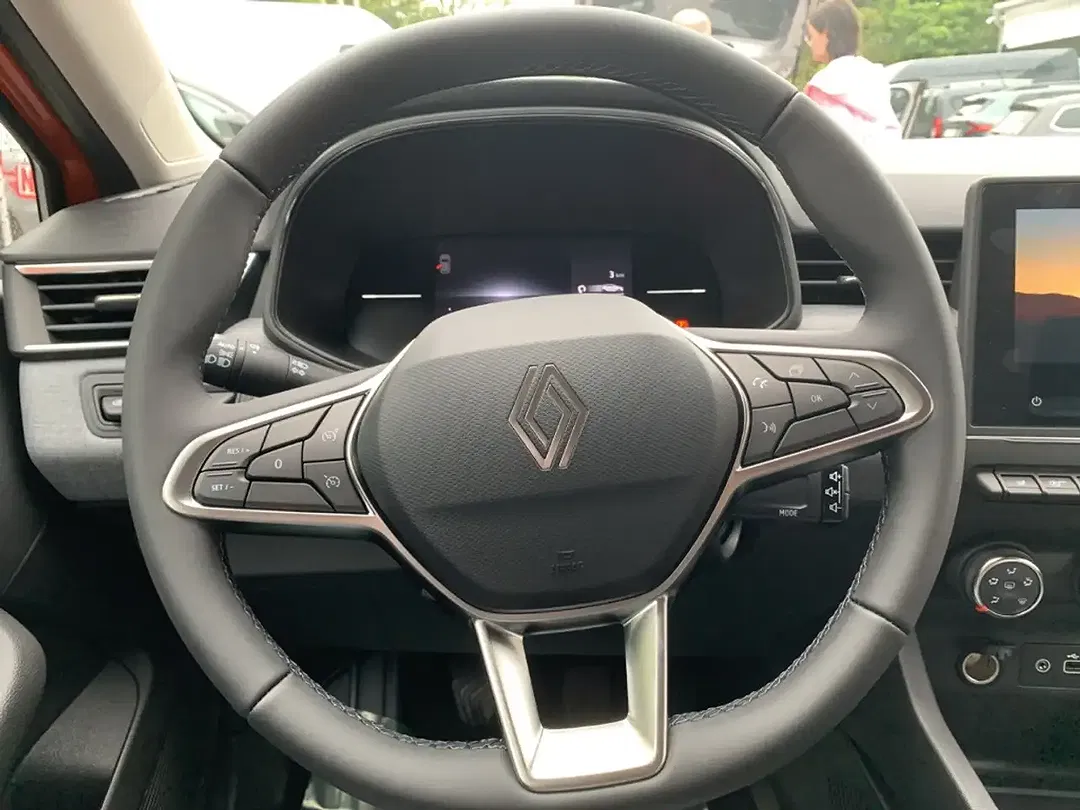 Renault Clio - Thumbnail 15