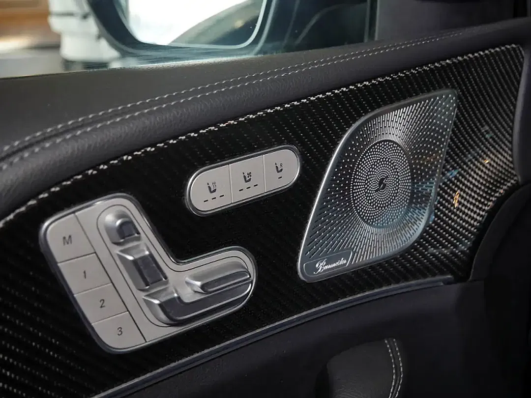Mercedes-Benz GLS 580 - Thumbnail 15