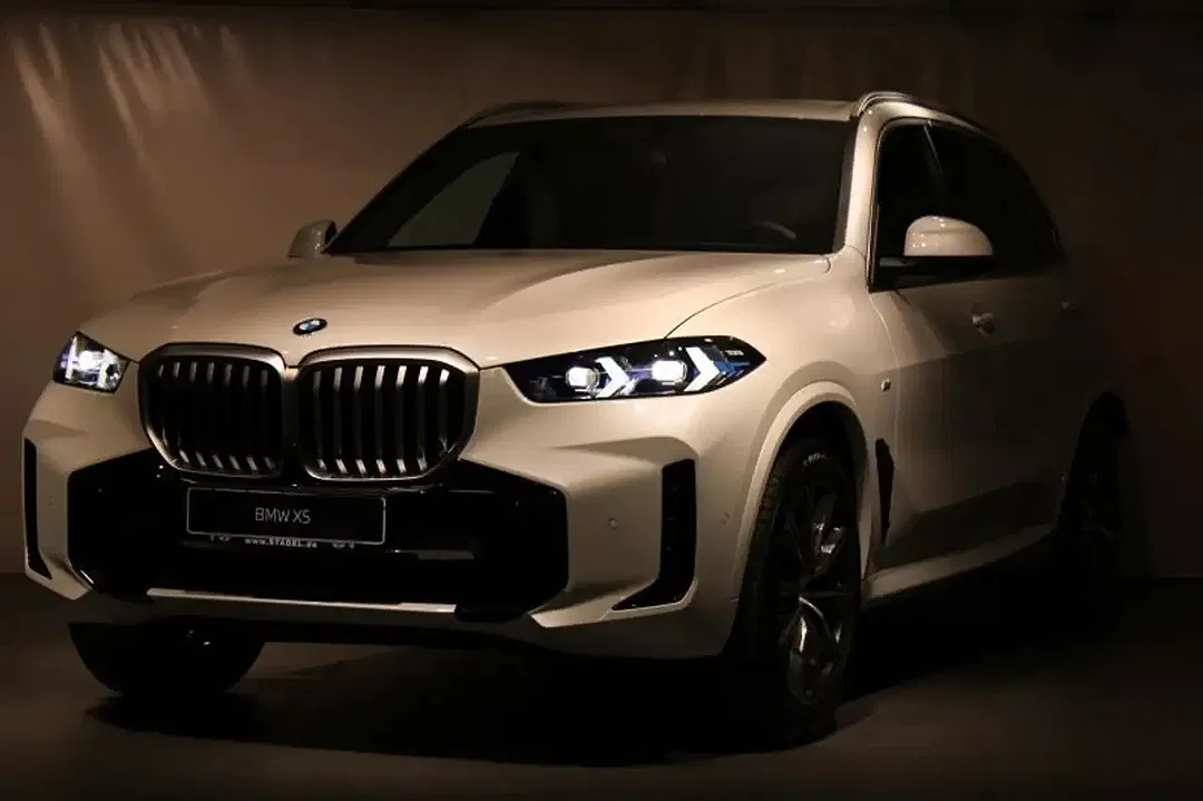 BMW X5 - Thumbnail 2