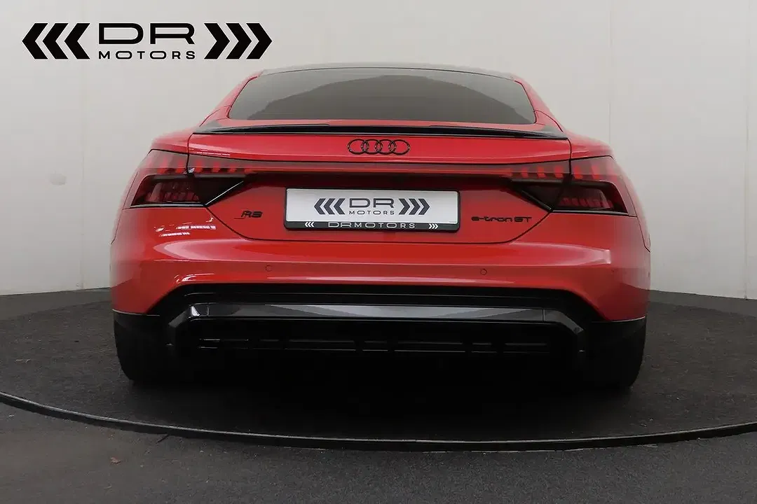 Audi RS e-tron GT - Thumbnail 10
