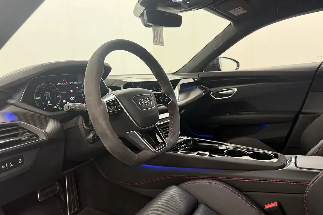 Audi RS e-tron GT - Thumbnail 14