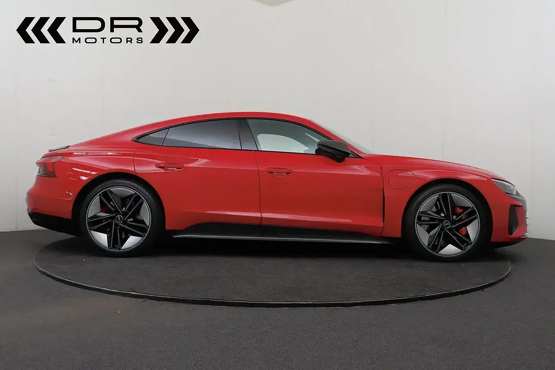 Audi RS e-tron GT - Thumbnail 7