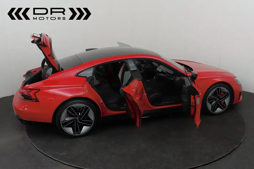 Audi RS e-tron GT - Thumbnail 9