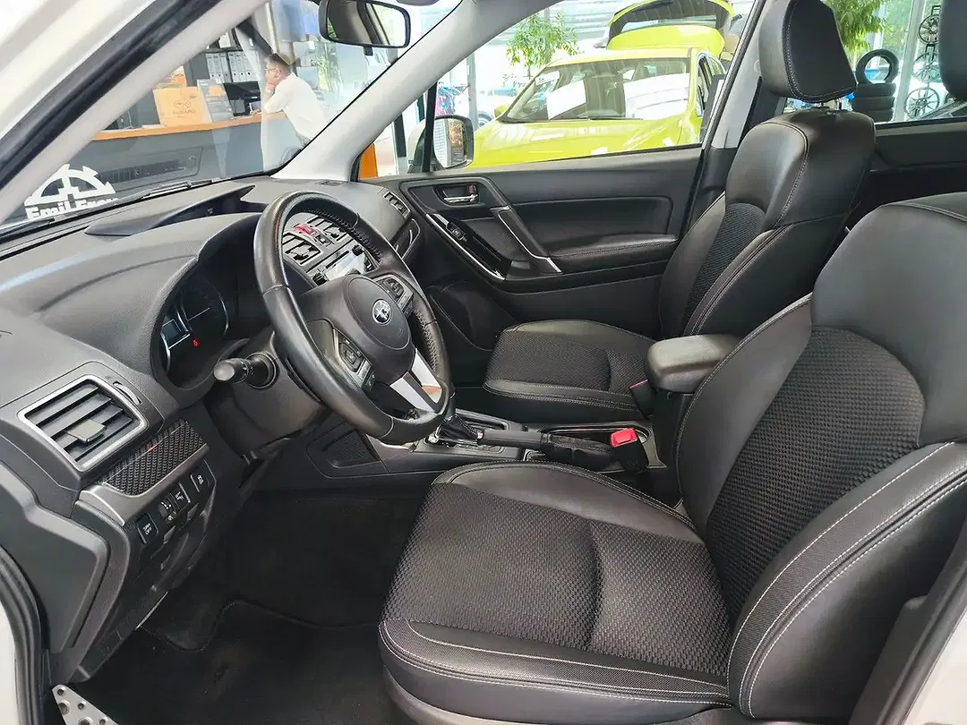 Subaru Forester - Thumbnail 10