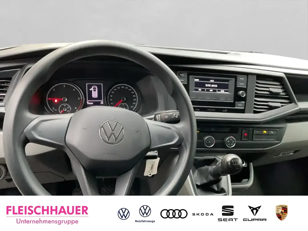 Volkswagen Transporter - Thumbnail 9