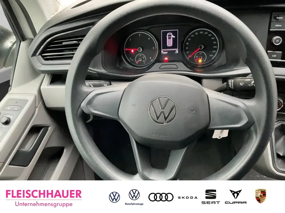 Volkswagen Transporter - Thumbnail 14