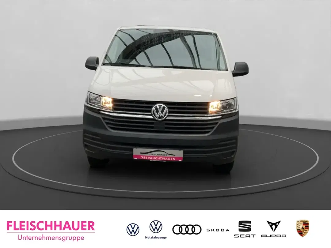 Volkswagen Transporter - Thumbnail 2