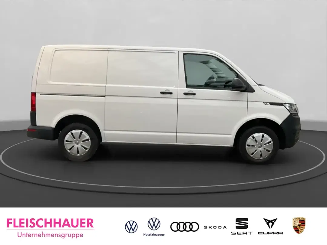 Volkswagen Transporter - Thumbnail 3