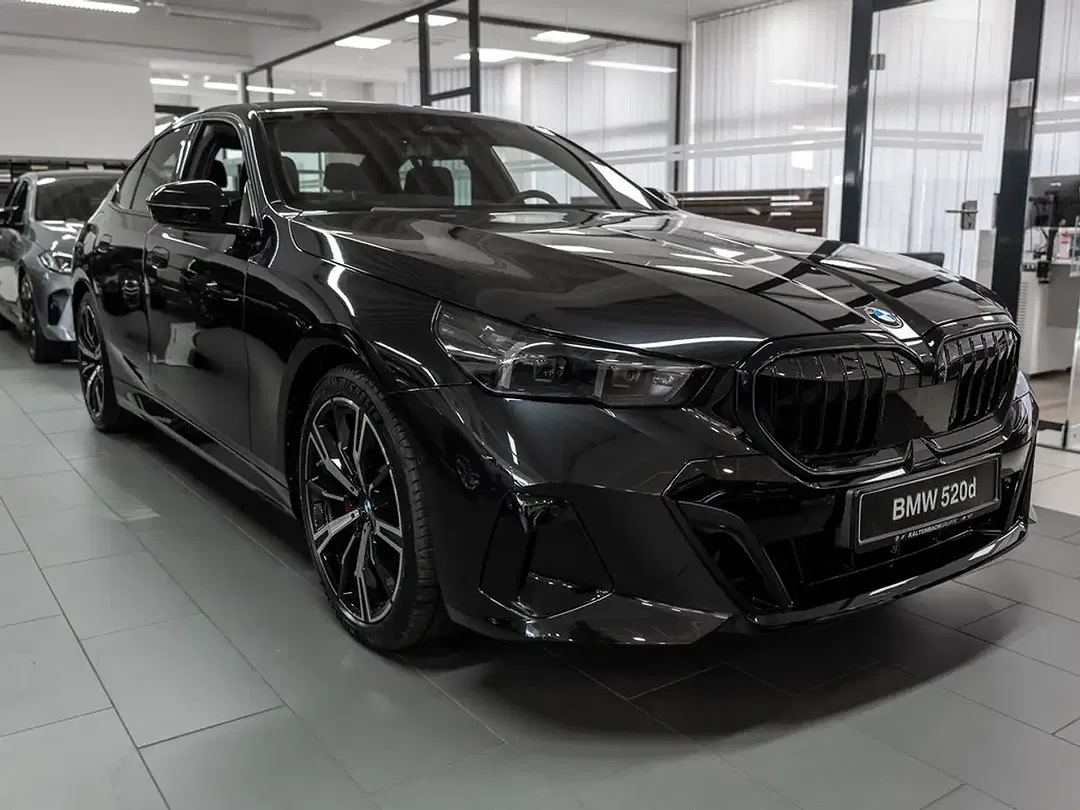 BMW 520 - Thumbnail 3