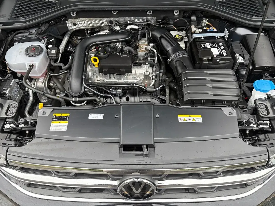 Volkswagen T-Roc - Thumbnail 13
