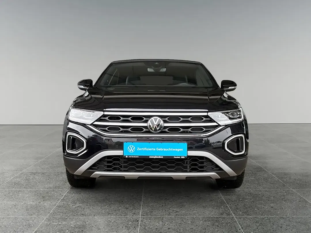 Volkswagen T-Roc - Thumbnail 4
