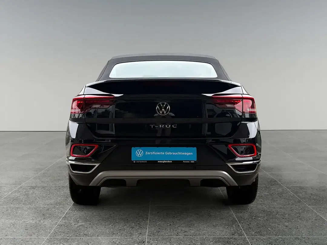 Volkswagen T-Roc - Thumbnail 5