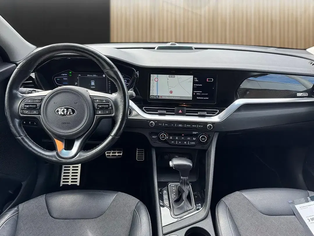Kia Niro - Thumbnail 11