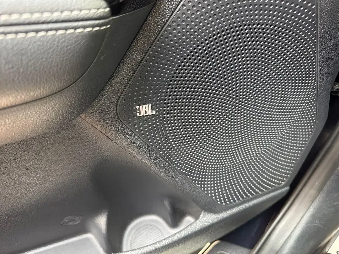Kia Niro - Thumbnail 19