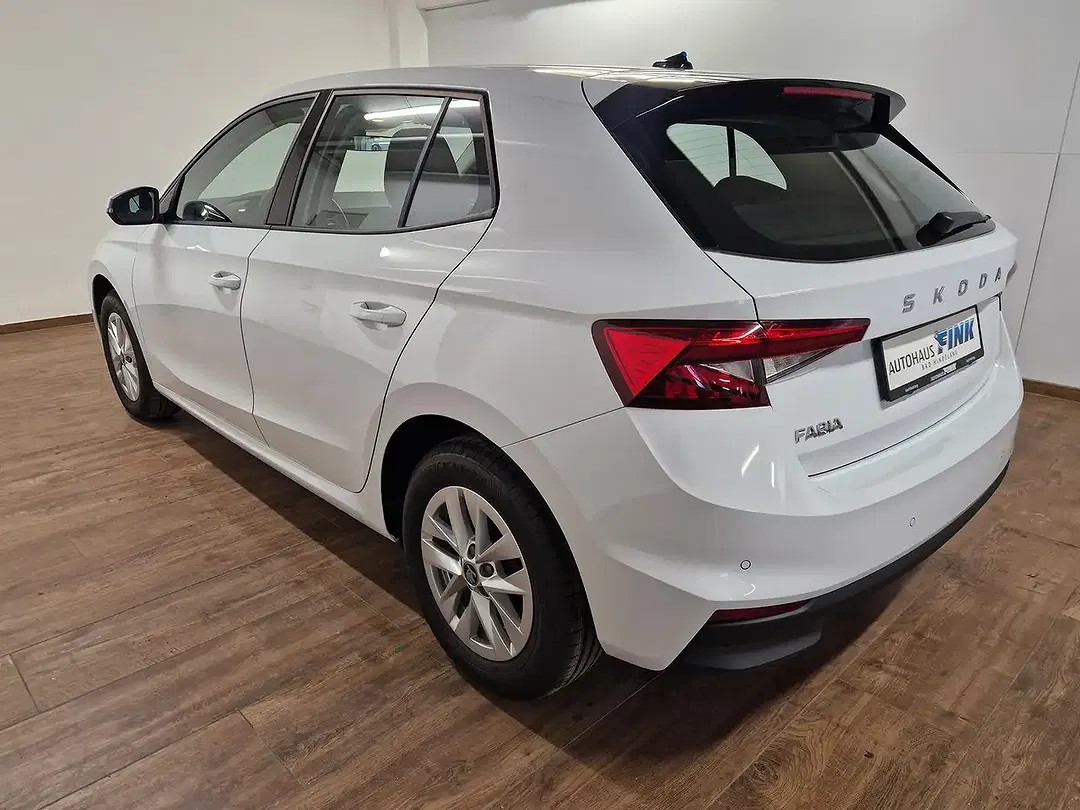 Skoda Fabia - Thumbnail 8
