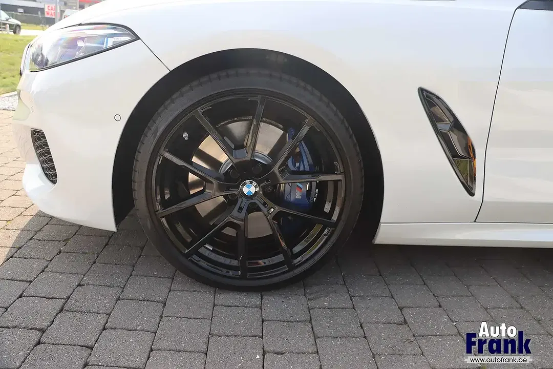 BMW 840 - Thumbnail 4
