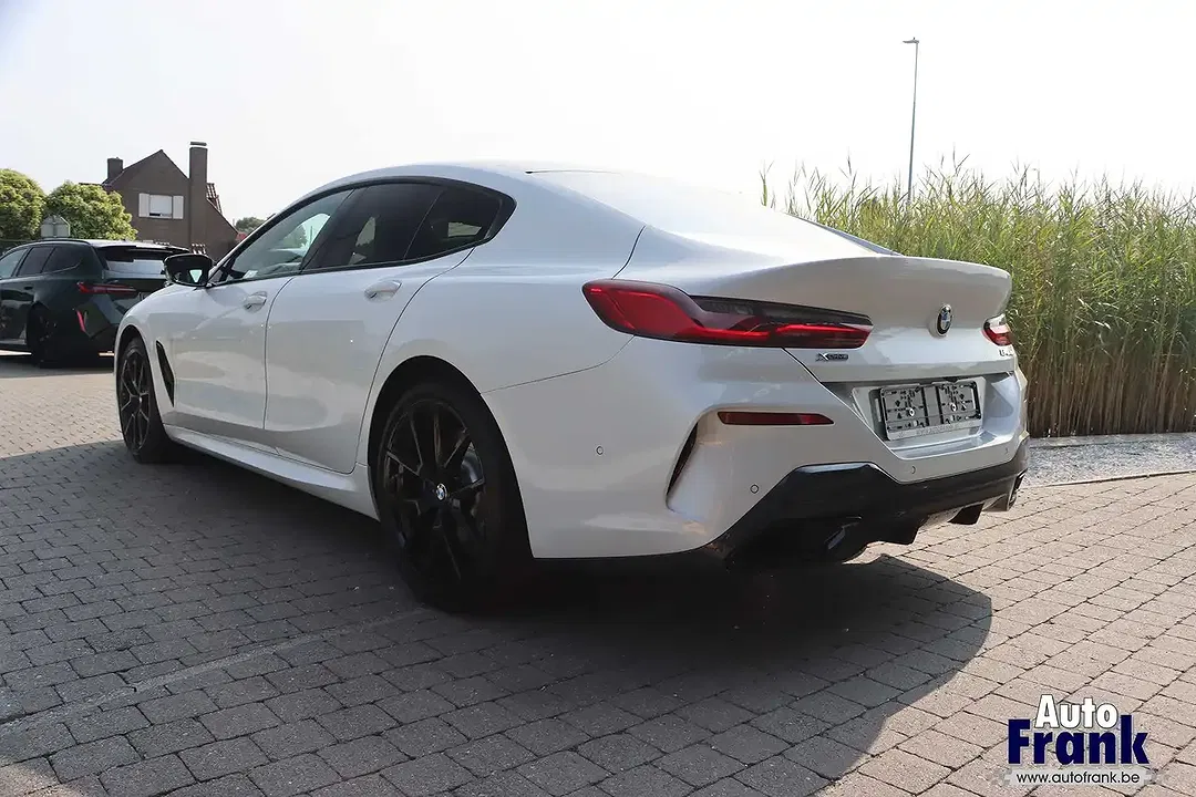 BMW 840 - Thumbnail 5