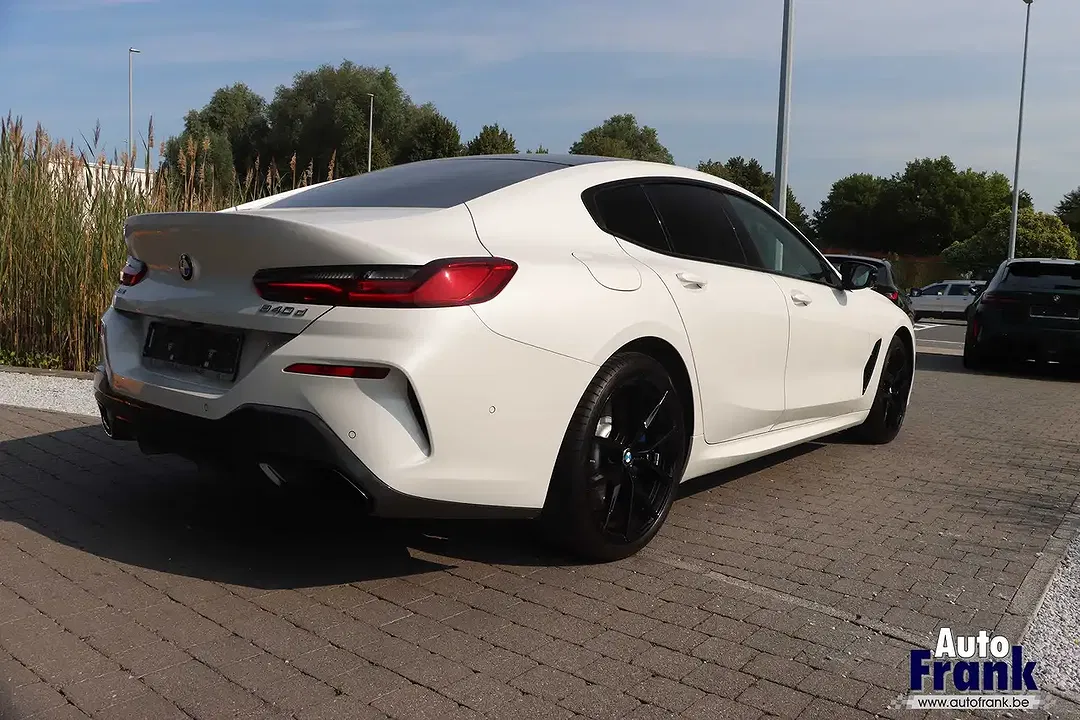 BMW 840 - Thumbnail 7