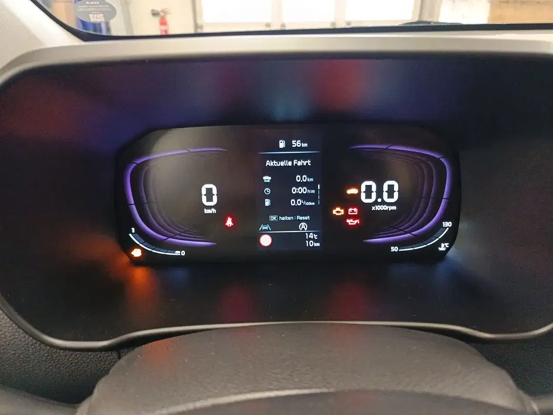 Kia Picanto - Thumbnail 9