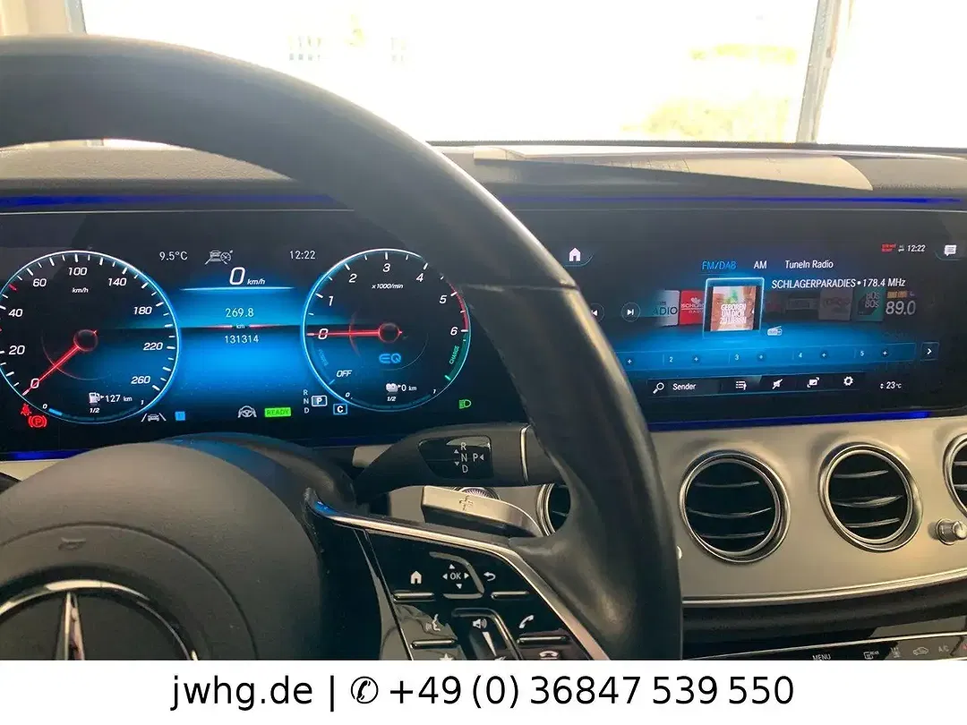 Mercedes-Benz E 300 - Thumbnail 14