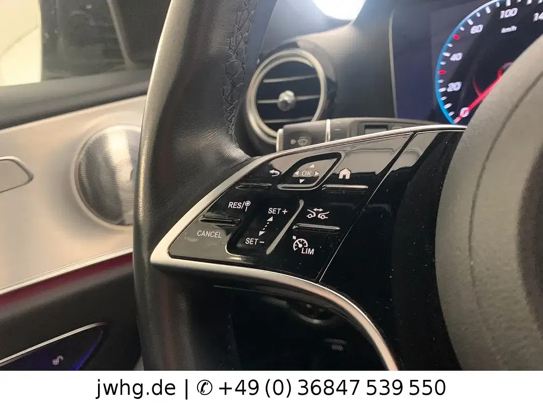 Mercedes-Benz E 300 - Thumbnail 15