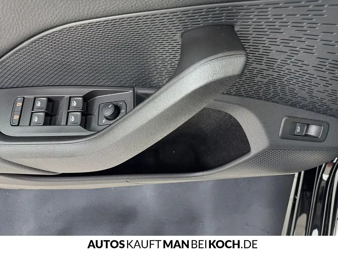 Skoda Octavia - Thumbnail 12
