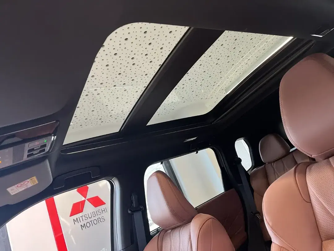 Mitsubishi Outlander - Thumbnail 14