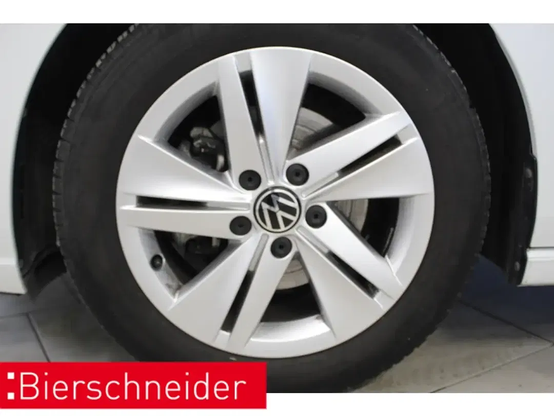 Volkswagen Golf - Thumbnail 16