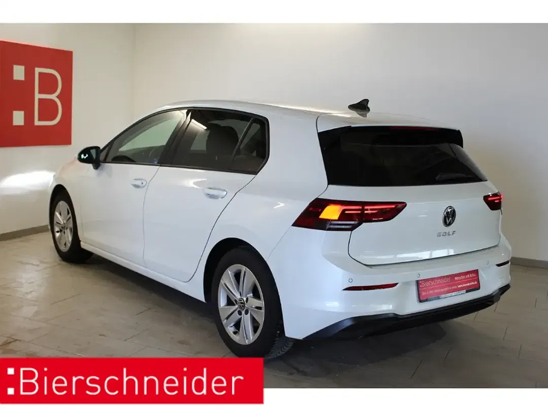 Volkswagen Golf - Thumbnail 17