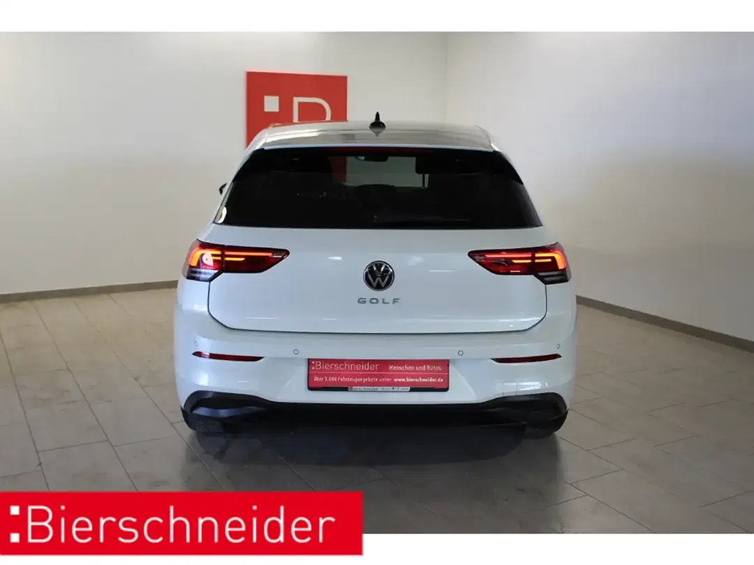Volkswagen Golf - Thumbnail 18